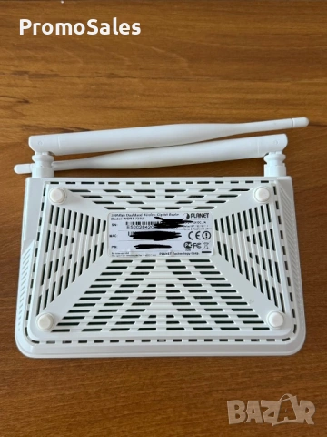 Planet WDRT-731U Dual Band 5GHz WiFi Рутер, снимка 2 - Рутери - 53934049