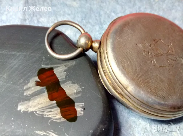 CYLINDRE QUATRE RUBIS Стар ШВЕЙЦАРСКИ СРЕБЪРЕН ДЖОБЕН ЧАСОВНИК ВИСОКА ПРОБА СРЕБРО с 2 КЛЮЧЕТА 48868, снимка 4 - Джобни - 48073974