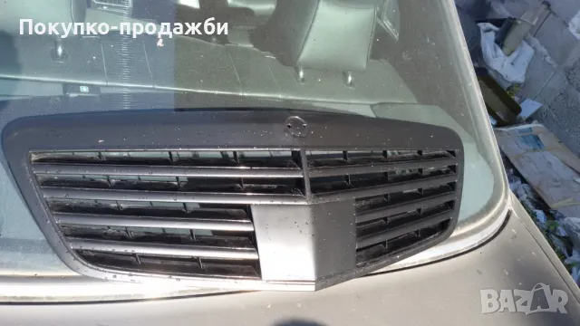 решетка за Мерцедес s class w221 фейслифт черен мат с дисктроник капак,оригинална
