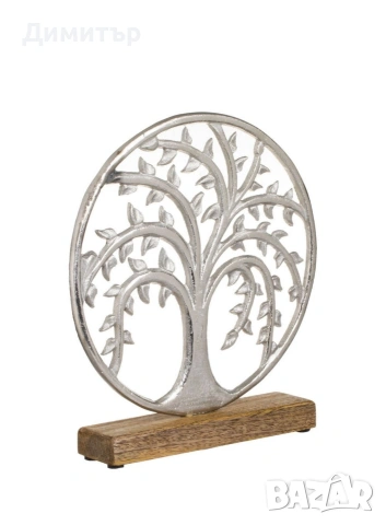 Декорация „Дървото на живота“ – метал и бамбук .