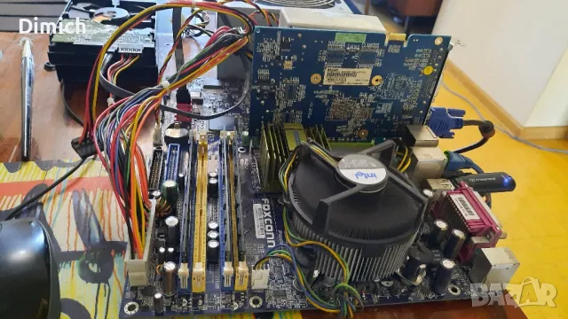 Дънна платка Foxconn 915A01_  G Процесор Pentium 4 520, снимка 2 - Дънни платки - 47680220