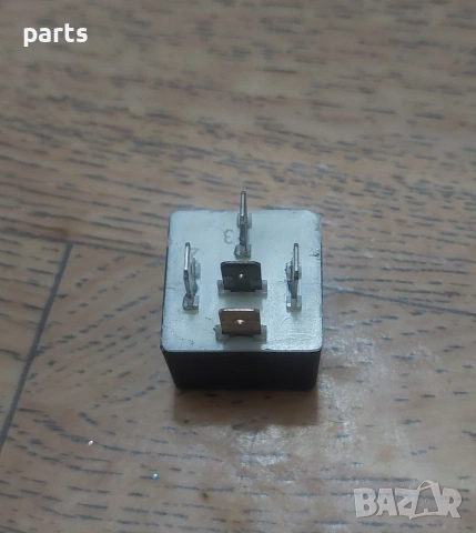 Реле Рено 19 - 25A-03501, снимка 4 - Части - 53159071