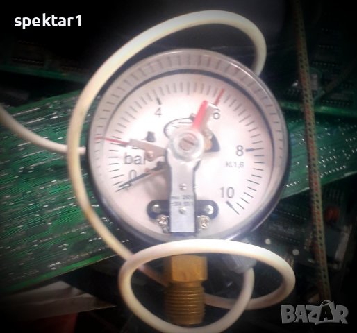 Електроконтактен манометър нов 10 атмосфери ЕКМ