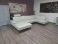 Кремав кожен ъглов П образен диван ZE-EM20075 с ел. механизъм, снимка 1 - Дивани и мека мебел - 44216233