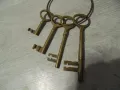 № 7797 комплект от 4 броя стари бронзови ключове  , снимка 2