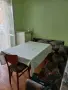 Дава под наем тристаен гр. Перник, кв. Изток, снимка 6