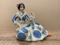 Порцеланова статуетка „Гадателка с карти, циганка“, снимка 1