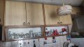 Продавам горни кухненски шкафове от старите -здрави корпус, снимка 2