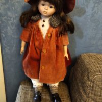 Голяма колекционерска порцеланова кукла намалена, снимка 3 - Колекции - 34066969