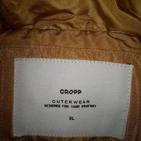 НОВО дамско яке CROPP, по етикет размер XL, но е умалено и отговаря на S /M размер. , снимка 3 - Якета - 40258998