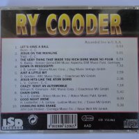 Ry Cooder ‎– Live USA - оригинален диск, снимка 2 - CD дискове - 29794718
