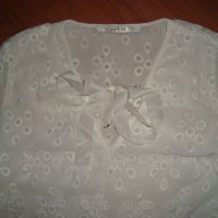 GUESS нова бяла блуза, снимка 4 - Блузи с дълъг ръкав и пуловери - 30999979