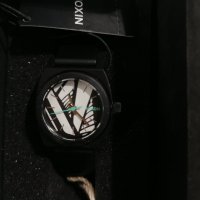 Часовник NIXON - Нов, снимка 4 - Дамски - 37096443