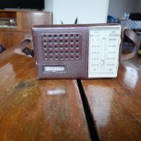Старо радио,радиоприемник Нейва-М, снимка 1 - Антикварни и старинни предмети - 36670268