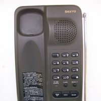 Безжичен телефон SANYO CLT 3600, снимка 3 - Стационарни телефони и факсове - 34936578