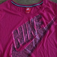 Nike - страхотна дамска тениска КАТО НОВА, снимка 2 - Тениски - 29947489