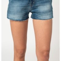 Tommy Jeans къси дънки, снимка 2 - Къси панталони и бермуди - 40843886