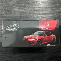 Продавам колекционерски макет на Alfa Romeo Giulia Rosso GTA произведен от BBR, снимка 1 - Колекции - 44264404