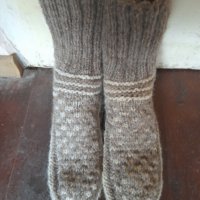 Ръчно плетени терлици , снимка 5 - Дамски чорапи - 42127507