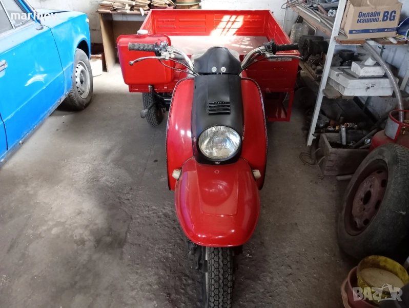 триколка, снимка 1