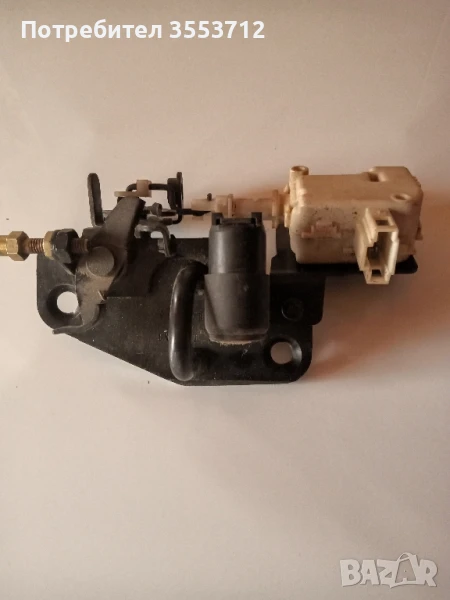 Заключващ механизъм за багажника на Skoda Fabia , снимка 1