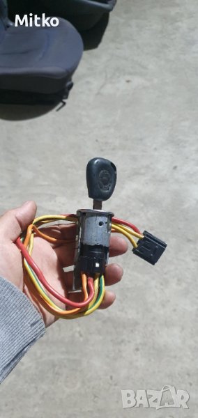 Контактен ключ Рено Сценик 2002г , снимка 1