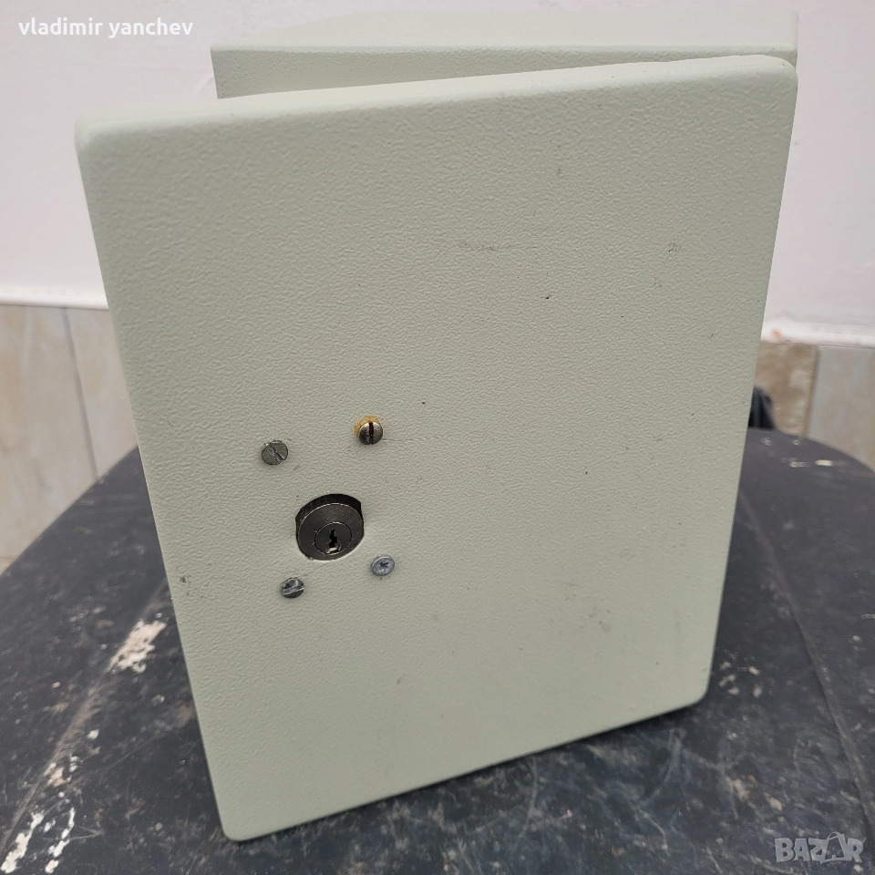 каса сейф липсва ключе, снимка 1