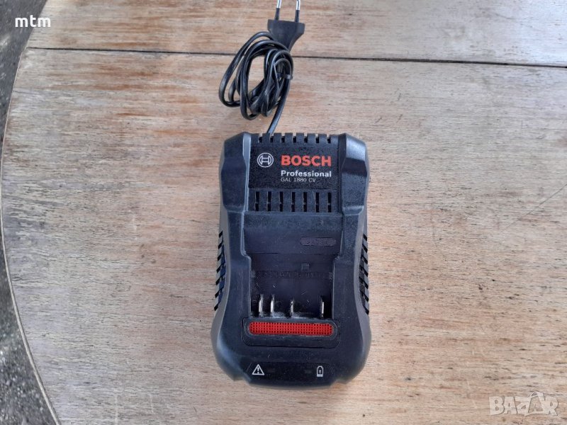 Зарядно bosch , снимка 1