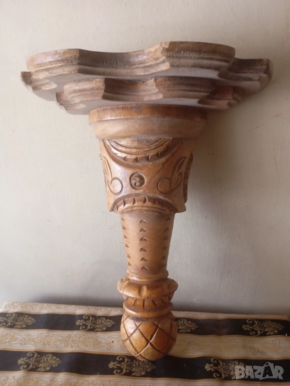 Винтидж конзола за стена, снимка 1