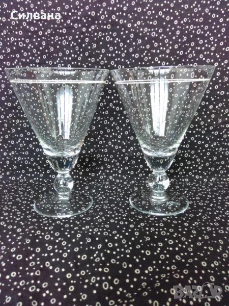 две чаши за коктейли, снимка 1