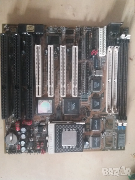 Платка soket7 с процесор Intel 200MHz, снимка 1