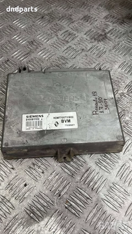 Компютър Renault 19 1.7i 1990г. S100811102 7700731802 , снимка 1