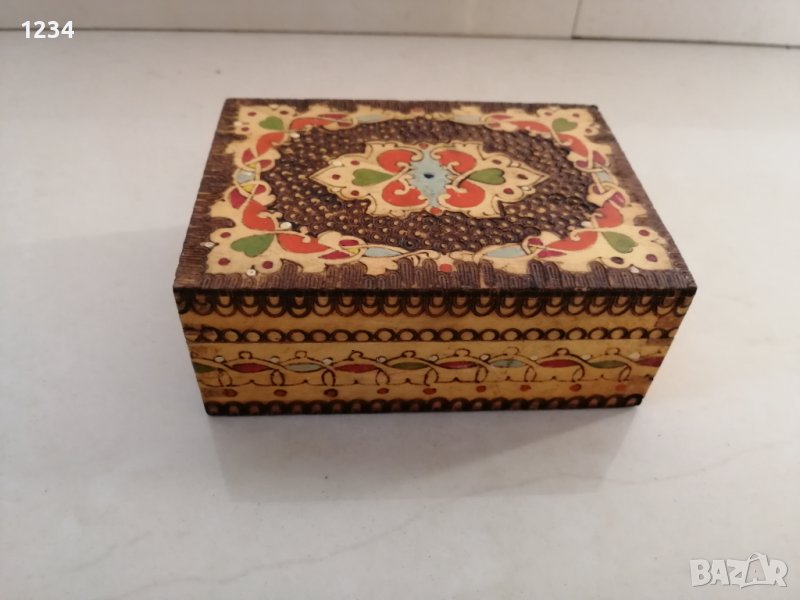 Дървена кутия 13 х 9.5 h 5 см. , снимка 1
