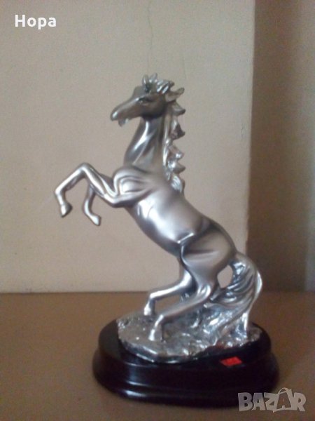 Полистонова пластика, Кон’’, снимка 1