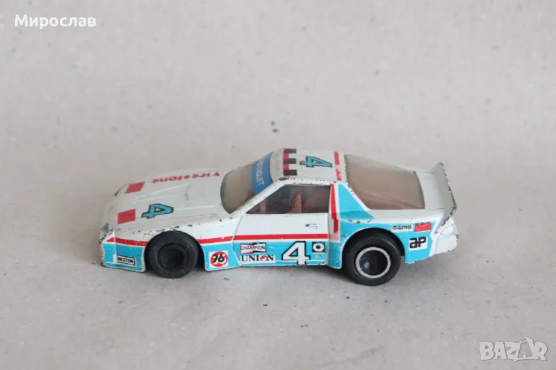1:40 MATCHBOX CHEVROLET CAMARO КОЛИЧКА МОДЕЛ, снимка 1