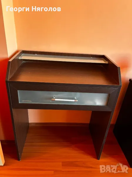 Шкаф тоалетка за гримове , снимка 1