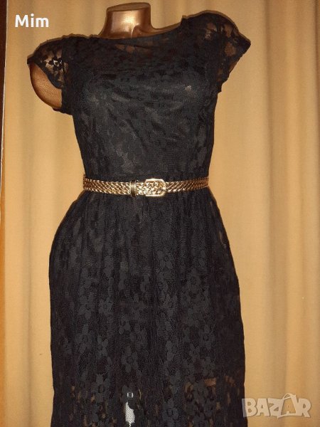 Atmosphere  M Черна дантелена рокля с златист кожен колан, снимка 1