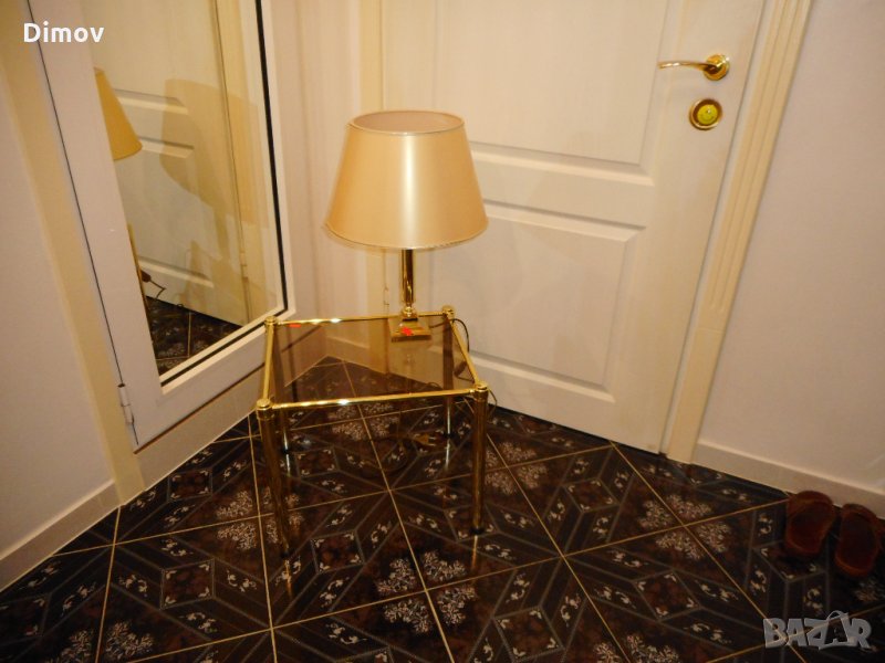 Масичка, шкавче, нощна лампа-златен обков.Дизайнерска мебел.Внос. , снимка 1