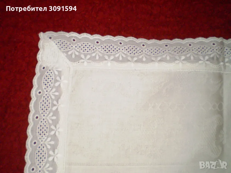 Бяла  ленена покривка  ленена дантела със слънчев орнамент, снимка 1