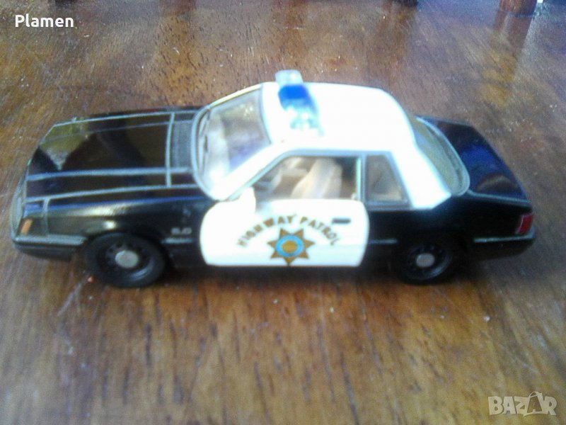 Модел на американска шерифска патрулна кола по автомагистралите, снимка 1