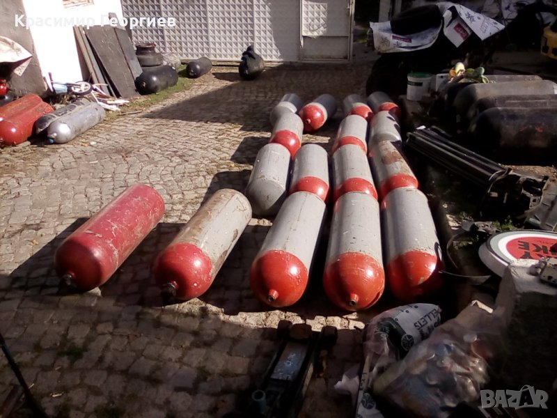 Чисто Нови Бутилки Метанови 60 литра  16 Броя 120 лева -Брой 2007г са, снимка 1