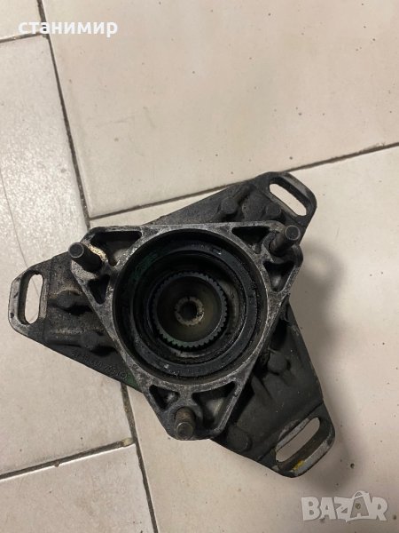 6020770145 фланец нафтова помпа спринтер 2.9, снимка 1