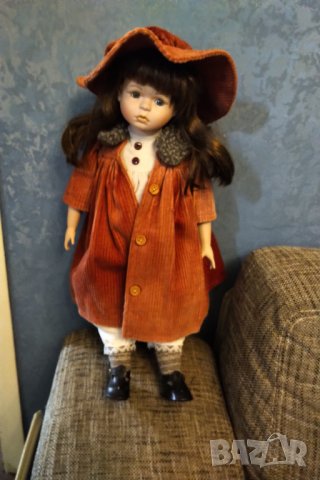 Голяма колекционерска порцеланова кукла намалена, снимка 3 - Колекции - 34066969