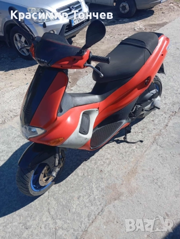 Ролер Пиаджо С14 Рънар 50кб. 888лв. С немски номер.