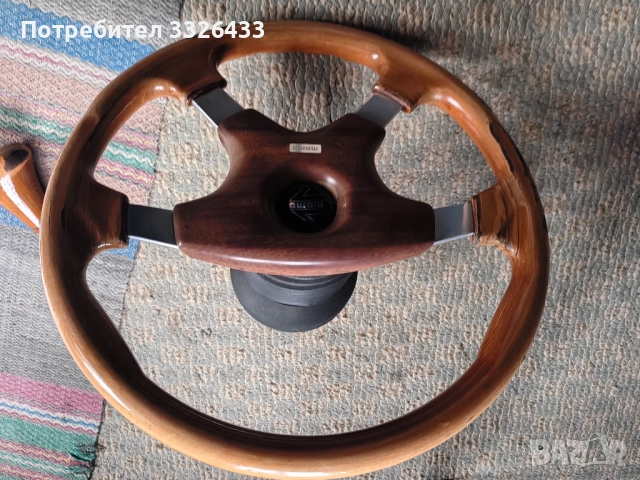 Оригинален Момо дървен волан и топка за Мерцедес , снимка 5 - Автомобили и джипове - 52376358