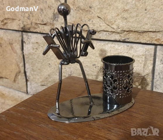 Органайзер за химикалки