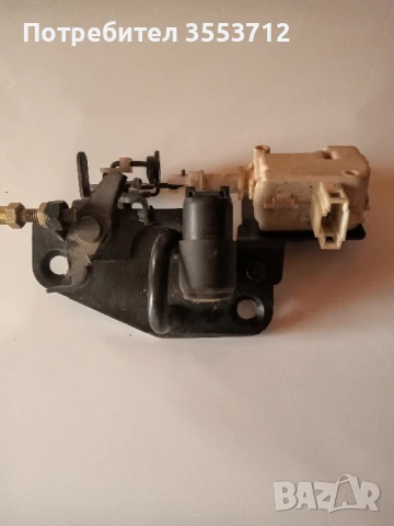 Заключващ механизъм за багажника на Skoda Fabia , снимка 1