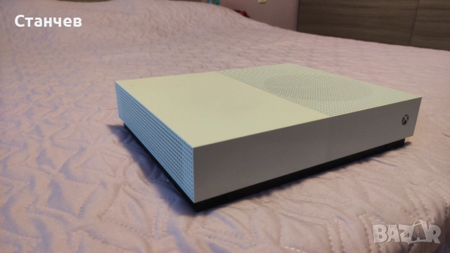 X-BOX ONE S, снимка 2 - Xbox конзоли - 52187646