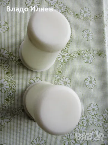 Солници 5 броя -2 порцеланови   ,3 пластмасови и  2 стъклени , оливерник, нож за кашкавал  и др-нови, снимка 15 - Аксесоари за кухня - 29870346