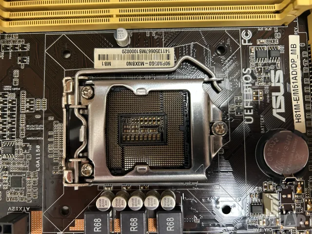 Дънна платка ASUS H81M-E с WiFi, снимка 4 - Дънни платки - 56443660
